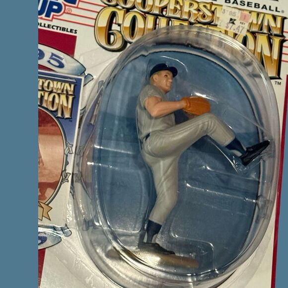 1995 Whitey Ford MLB Cooperstown Collection Starting Lineup Figure Sealed On Car - Picture 3 of 5